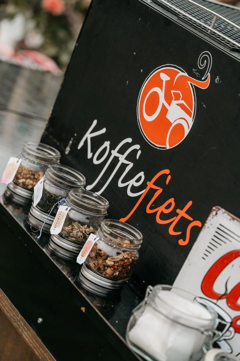 Koffiefiets in actie