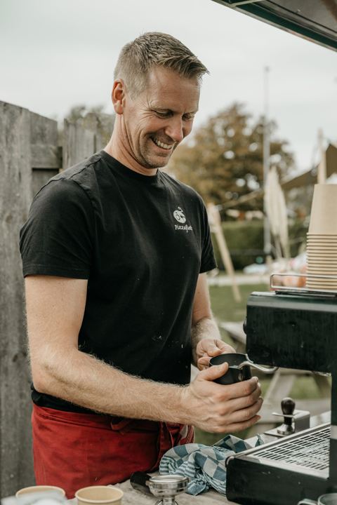 Sfeerbeeld van een feest met de Koffiefiets